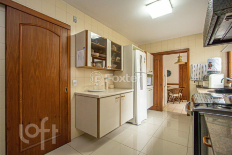 Image 11 - 953096
