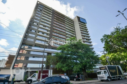 Image 11 - 953101