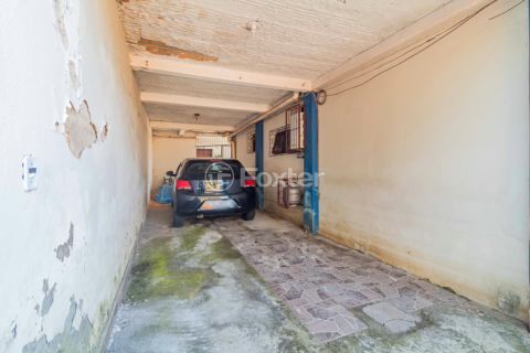Image 37 - 953112
