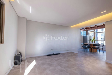 Image 36 - 953140