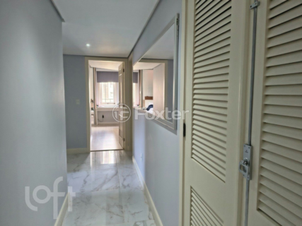 Image 7 - 953179