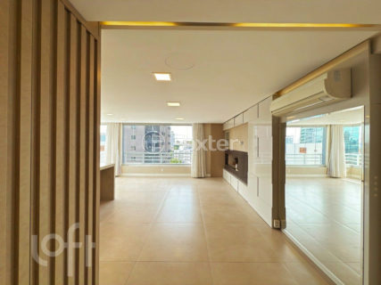 Image 5 - 953293