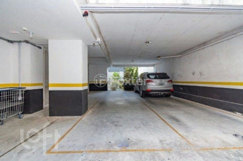 Image 35 - 953293