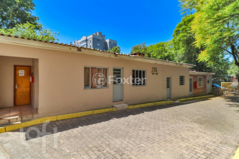 Image 38 - 953302