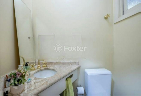Image 4 - 953404