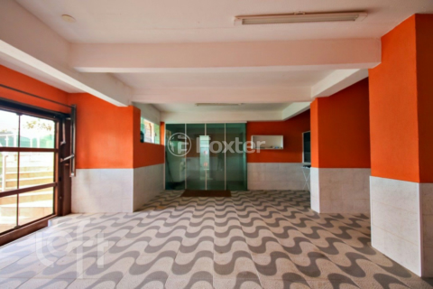 Image 31 - 953436