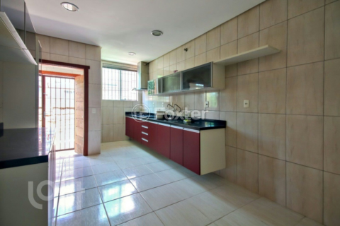 Image 22 - 953436