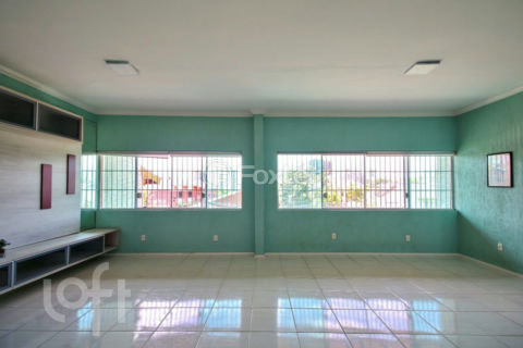 Image 37 - 953436