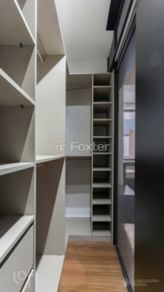 Image 47 - 953551