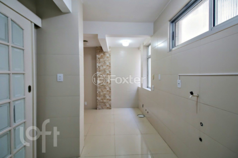 Image 3 - 953561