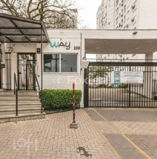 Image 35 - 953579