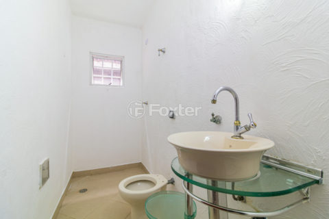 Image 19 - 953606