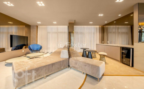 Image 37 - 953626