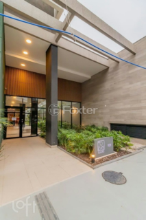 Image 40 - 953646