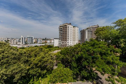 Image 62 - 953696