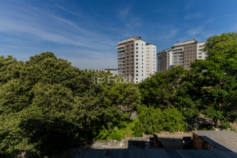 Image 96 - 953696
