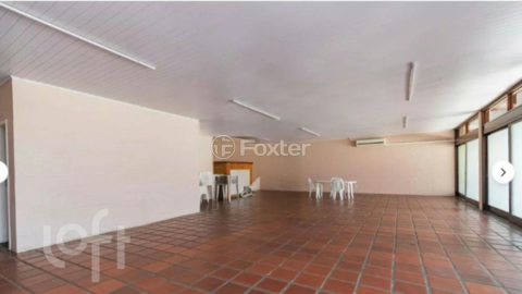 Image 5 - 953702