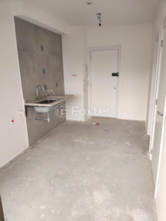 Image 4 - 953711