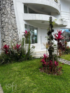 Image 6 - 953753