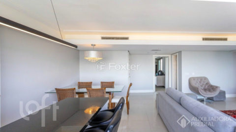Image 38 - 953815