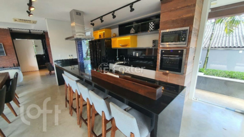 Image 21 - 953906