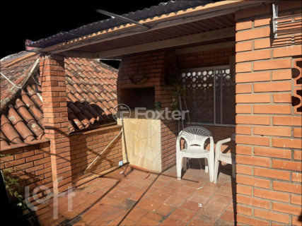 Image 3 - 954005
