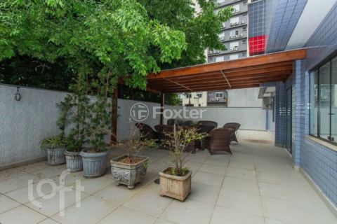 Image 21 - 954055