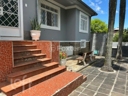 Image 37 - 954208
