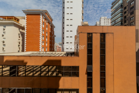 Image 14 - 954226