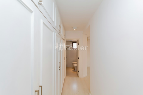 Image 37 - 954226