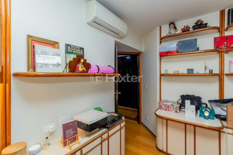 Image 30 - 954230