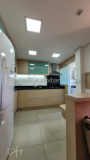 Image 23 - 954280