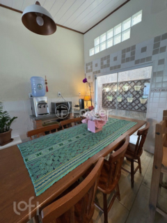 Image 13 - 954299