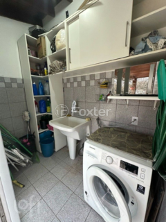 Image 9 - 954403