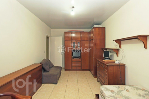 Image 7 - 954416