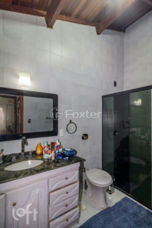 Image 31 - 954421