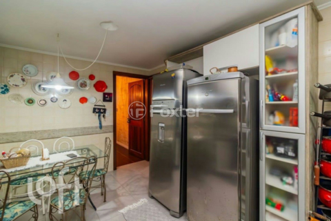 Image 17 - 954421