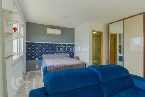 Image 4 - 954518