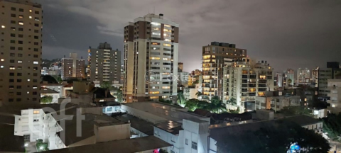 Image 21 - 954596