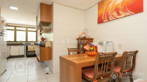 Image 9 - 954600