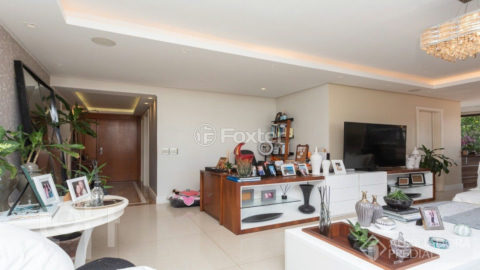 Image 7 - 954600