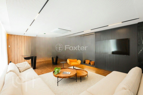 Image 32 - 954624