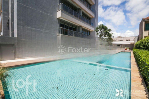 Image 34 - 954700