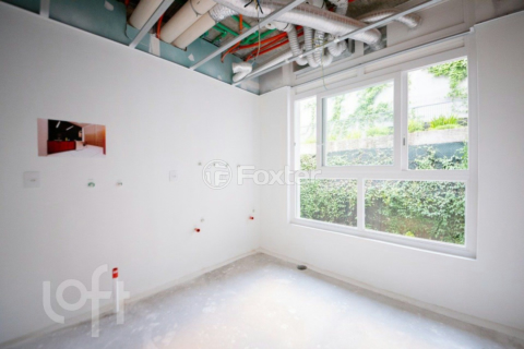 Image 22 - 954747