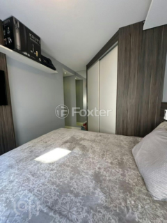 Image 7 - 954807