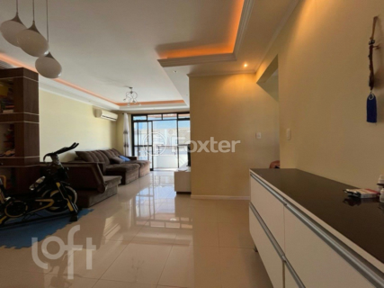 Image 7 - 954872