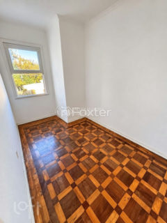 Image 7 - 954947