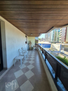 Image 10 - 954963