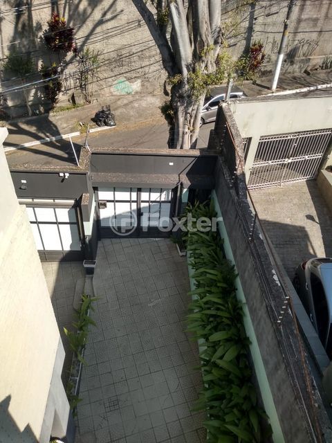 Image 31 - 955124
