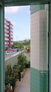 Image 4 - 955316